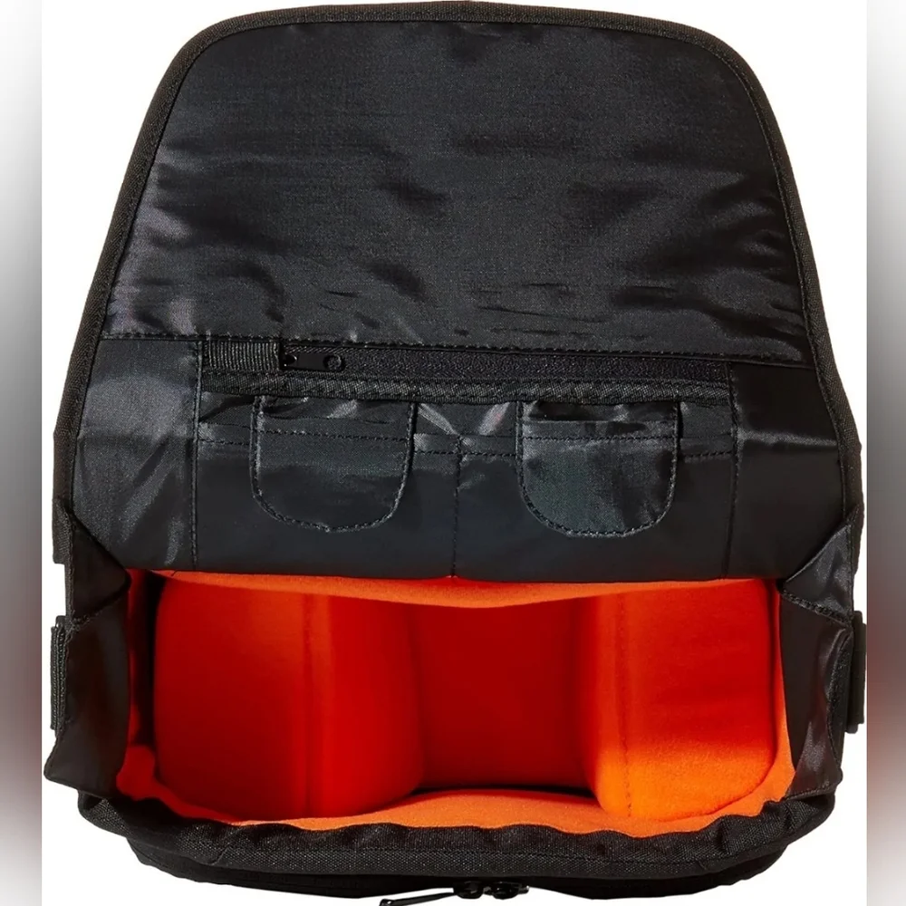 Amazon Basics Medium DSLR Camera and Equipment Bag